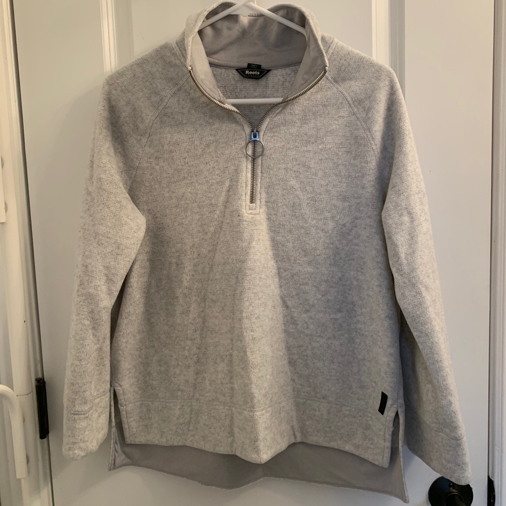 🌸 Roots Grey Fleece Quarter Zip Sweater